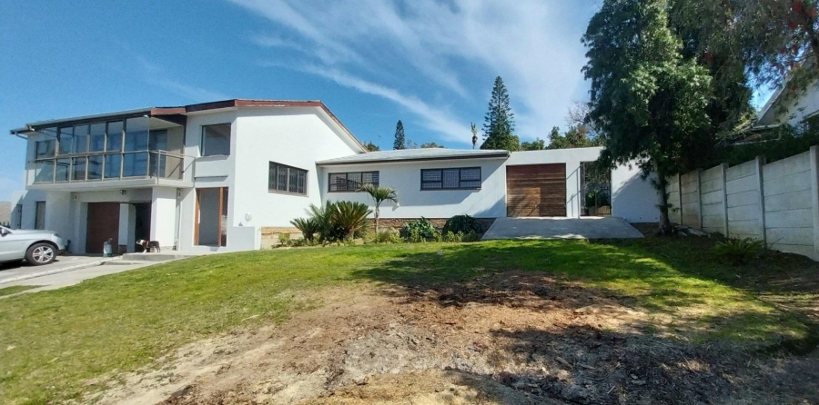 3 Bedroom Property for Sale in Loevenstein Western Cape
